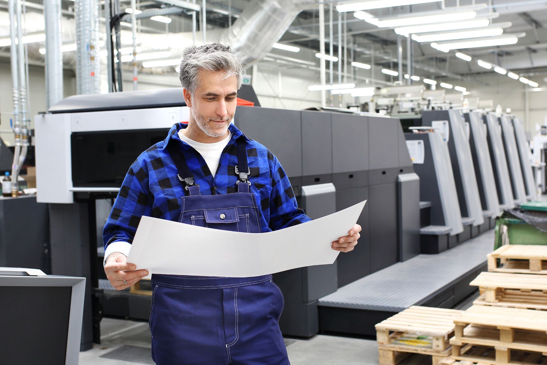 Effiziente Produktionsplanung <span class="mil-thin">von</span> Werbemitteln