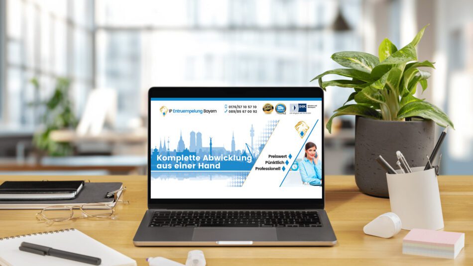 IP Entrümpelung Bayern Website auf Notebook